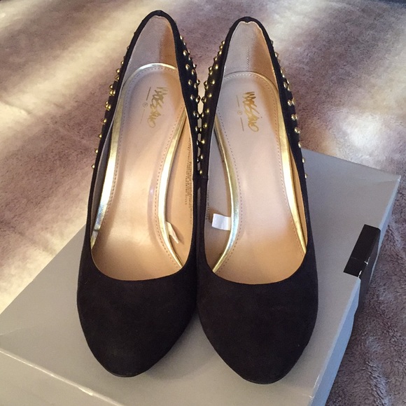 Studded Heels - Picture 3 of 6